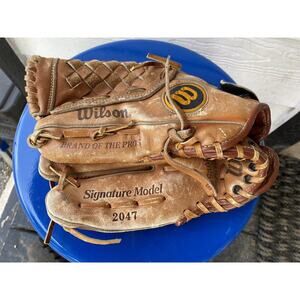Vintage wilson baseball glove signature model 2047 George Brett Snap Action